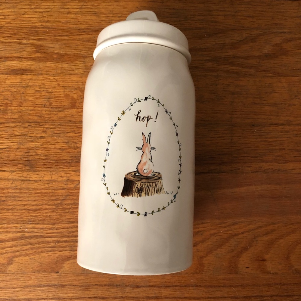 Rae Dunn canister